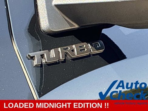 Used 2025 Chevrolet Colorado Z71 w/ Midnight Edition AWD/4WD image 16