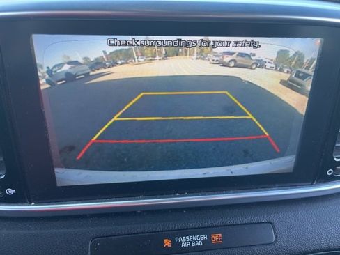 Used 2020 Kia Sportage EX image 13