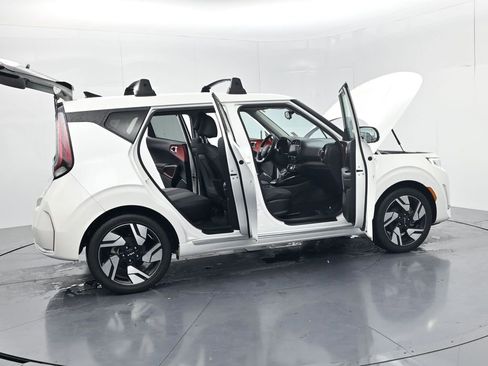 Certified 2023 Kia Soul GT-Line w/ GT-Line Technology Package FWD image 58
