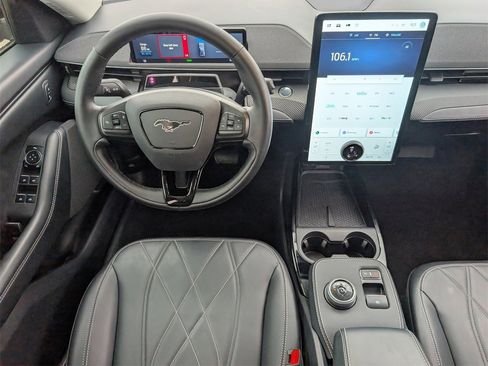Used 2024 Ford Mustang Mach-E Select image 10