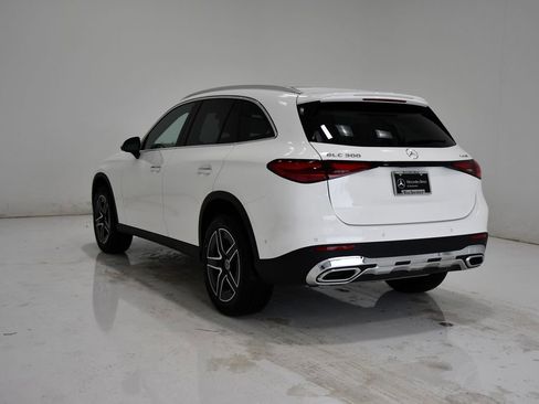 New 2026 Mercedes-Benz GLC 300 4MATIC image 2