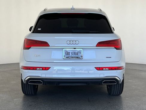 Used 2022 Audi Q5 2.0T Premium w/ Convenience Package AWD/4WD image 5