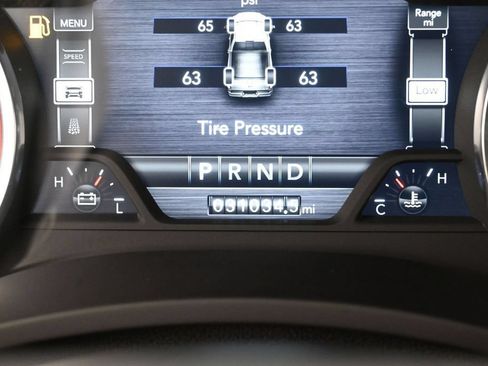 Used 2024 RAM 2500 Laramie w/ Night Edition AWD/4WD image 30