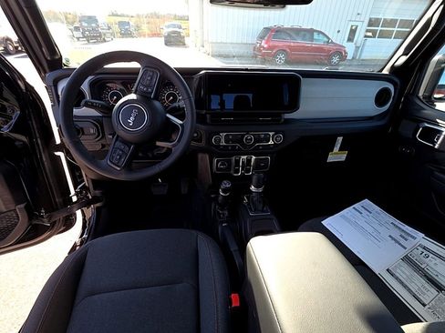 New 2026 Jeep Gladiator Sport image 13