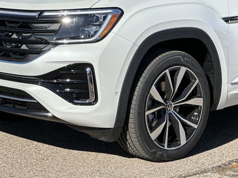 New 2026 Volkswagen Atlas SEL Premium R-Line image 8