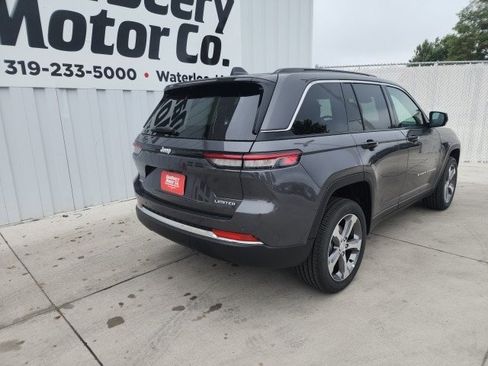 New 2025 Jeep Grand Cherokee Limited image 18