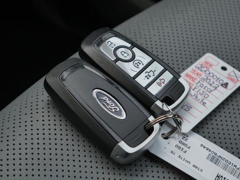 Certified 2022 Ford F150 Lariat w/ Trailer Tow Package image 35