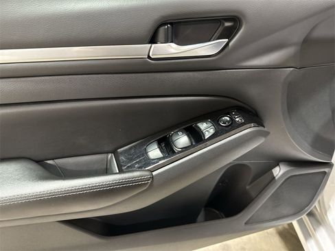Used 2023 Nissan Altima 2.5 SV image 20
