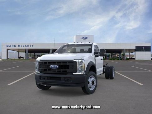 New 2026 Ford F450 XL RWD image 2