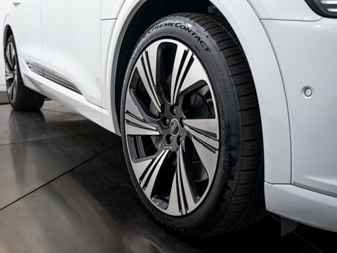 Certified 2024 Audi Q8 e-tron Prestige w/ Prestige Package AWD/4WD image 23