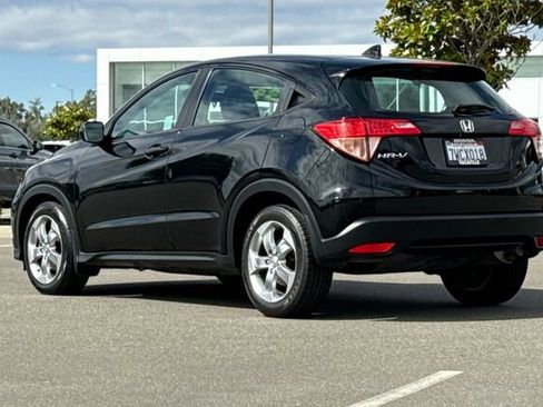 Used 2016 Honda HR-V LX image 6
