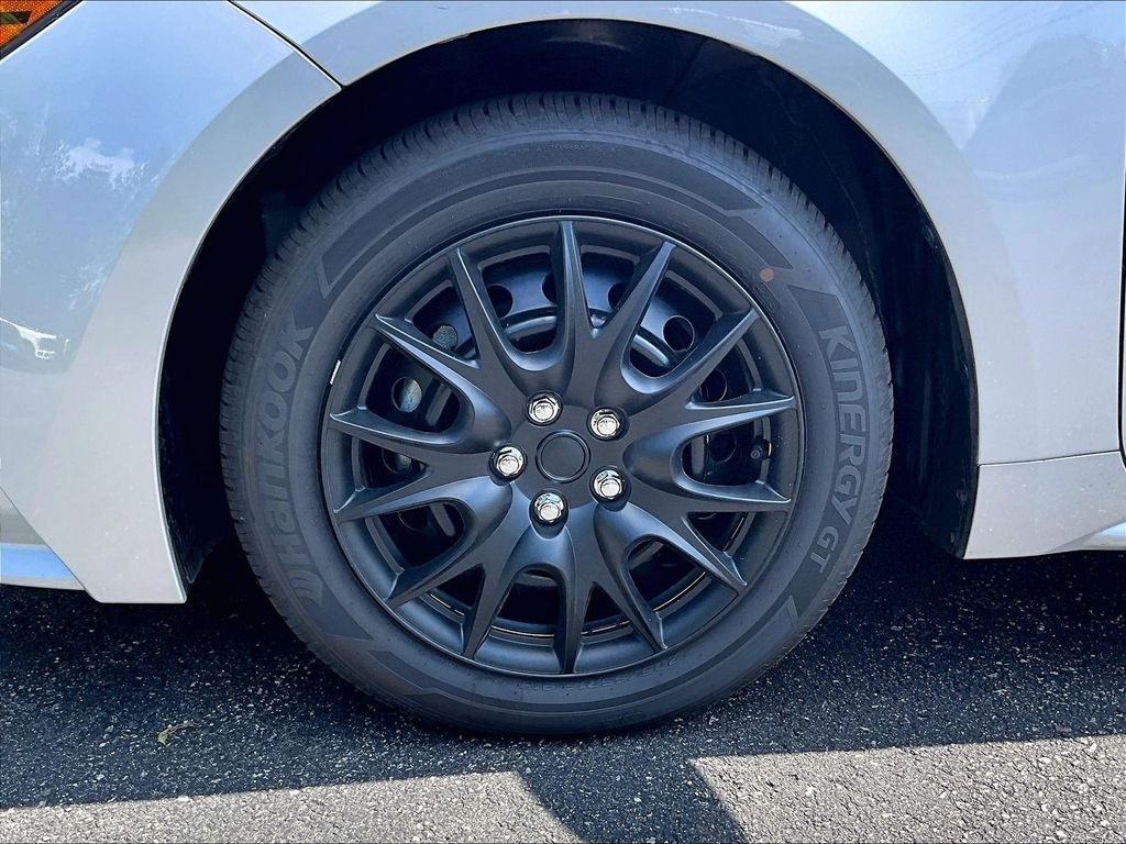 Used 2026 Toyota Corolla LE FWD image 7