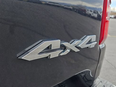 Used 2019 RAM 1500 Laramie image 12