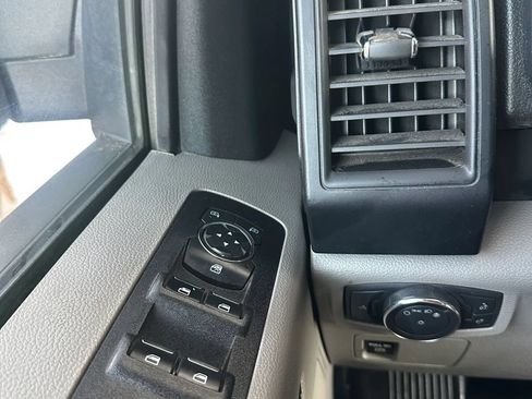 Used 2019 Ford F150 XL w/ XL Power Equipment Group AWD/4WD image 11