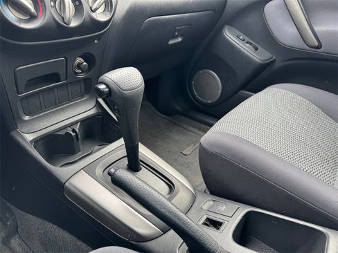 Used 2004 Toyota RAV4 4WD image 20