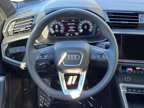 New 2025 Audi Q3 2.0T Premium image 17