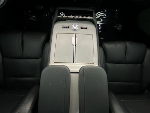 Used 2025 Lincoln Navigator Reserve w/ Jet Appearance Package image 14