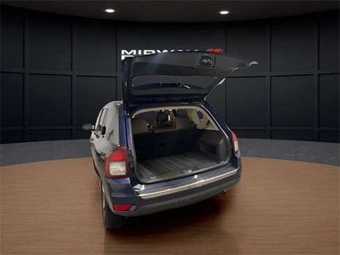 Used 2017 Jeep Compass High Altitude image 35