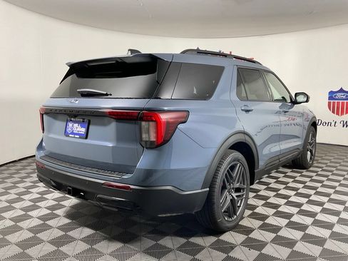 New 2026 Ford Explorer ST-Line w/ ST-Line Street Pack RWD image 3
