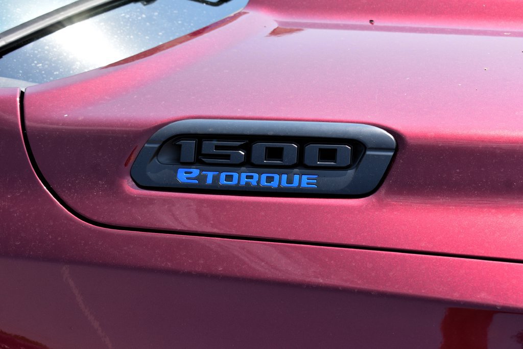Used 2025 RAM 1500 Tradesman AWD/4WD image 9