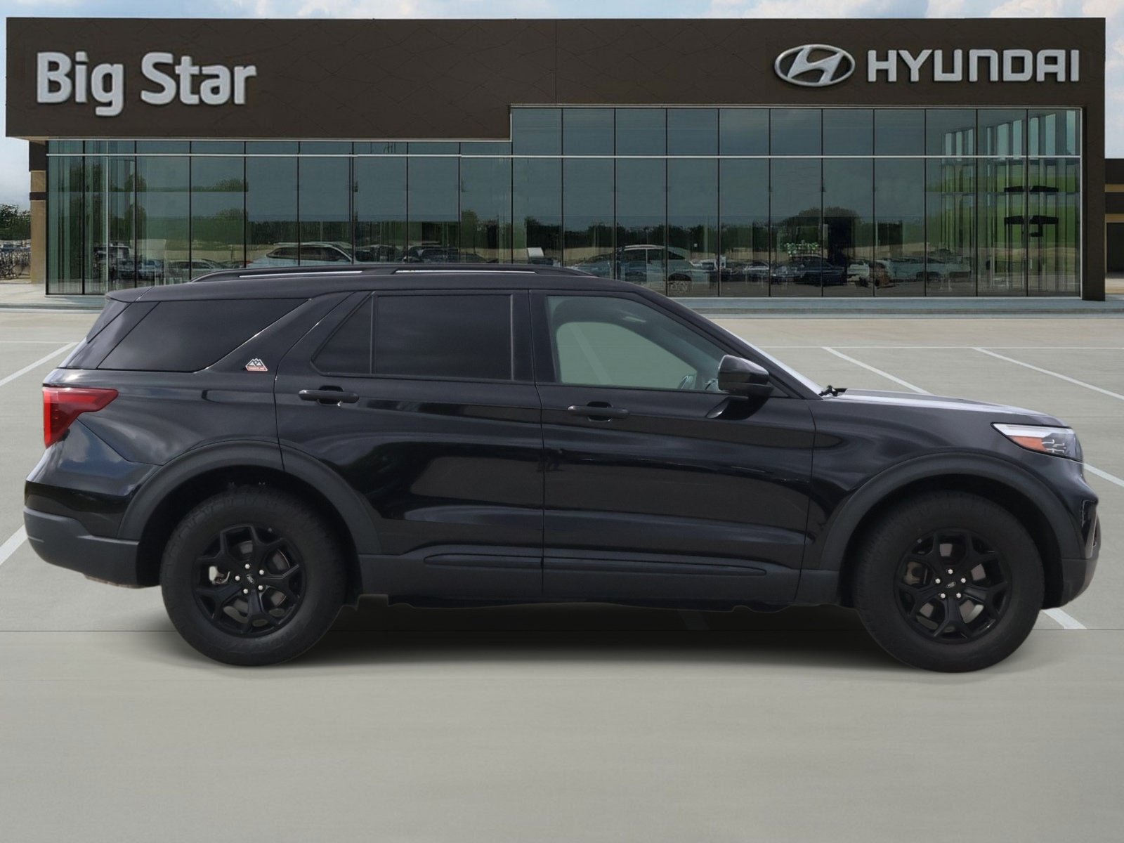 Used 2023 Ford Explorer Timberline w/ Timberline Technology Package AWD/4WD image 5