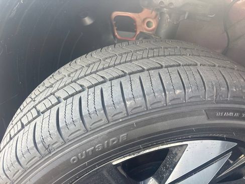 Used 2024 Hyundai Kona SEL AWD/4WD image 29