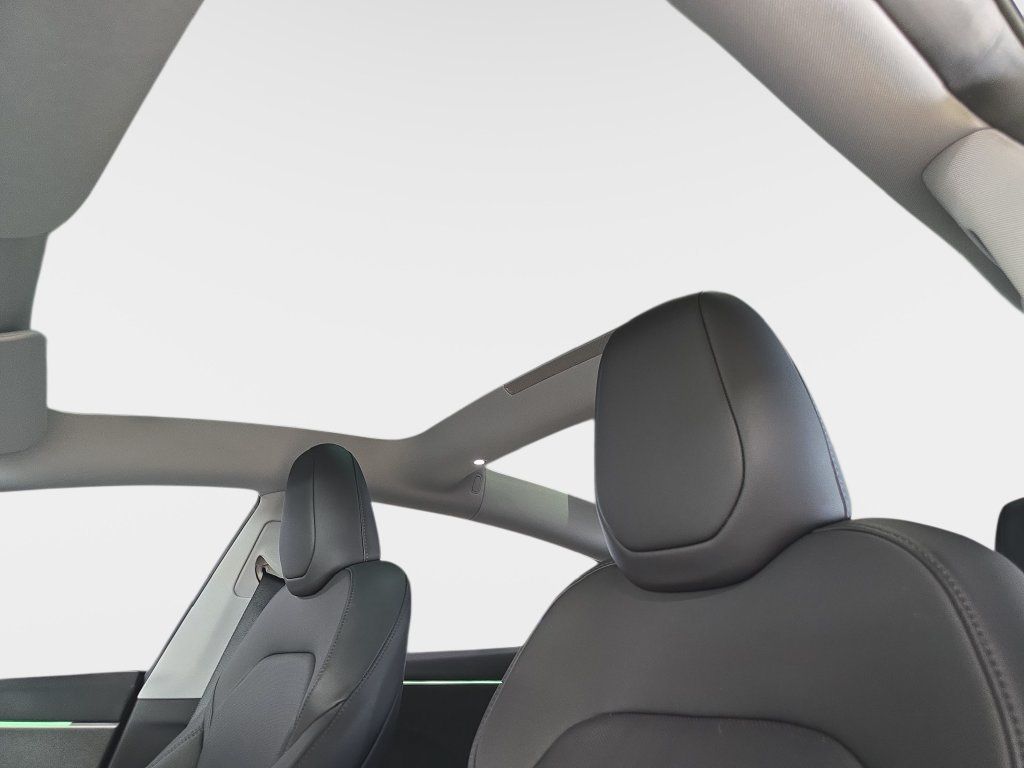 Used 2024 Tesla Model 3 Standard Range RWD image 29