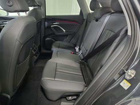 New 2025 Audi Q5 Premium image 19