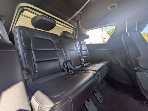Used 2023 Lincoln Navigator Reserve AWD/4WD image 29