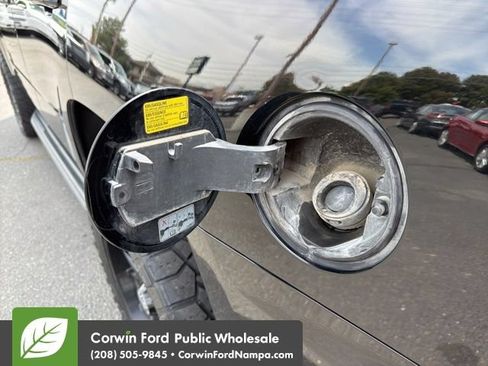 Used 2019 Chevrolet Tahoe LT AWD/4WD image 10