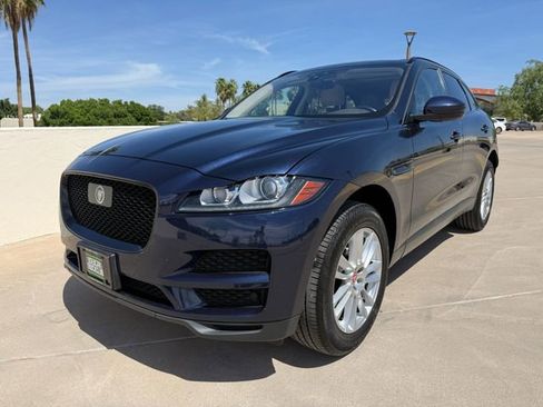 Used 2019 Jaguar F-PACE Prestige image 5