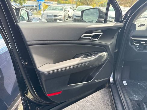 New 2026 Kia Sportage EX w/ EX Panorama Roof Package image 10