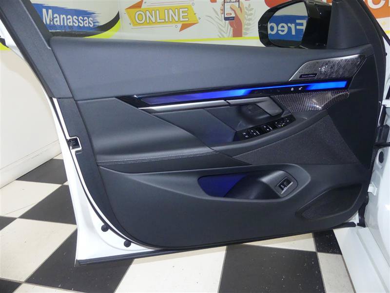 Used 2026 BMW M5 w/ Executive Package AWD/4WD image 35