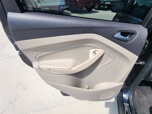 Used 2019 Ford Escape SE FWD image 20