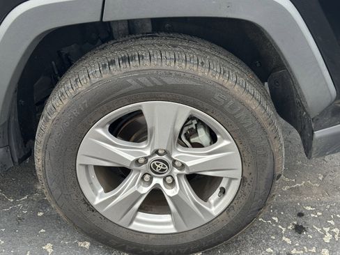 Used 2023 Toyota RAV4 XLE image 14