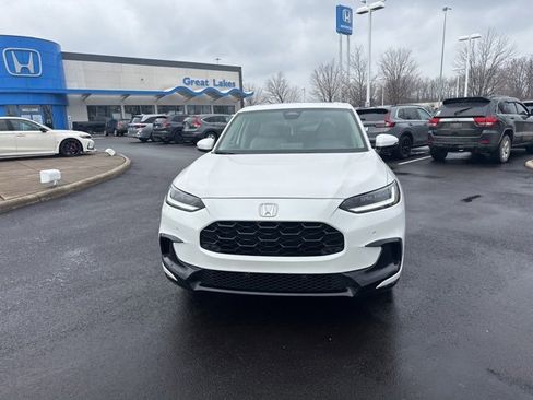 Used 2025 Honda HR-V EX-L image 3