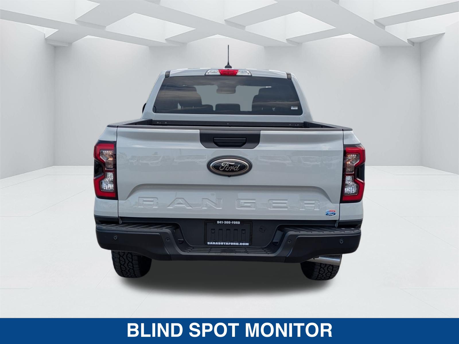 New 2026 Ford Ranger XLT w/ Black Appearance Package RWD image 7