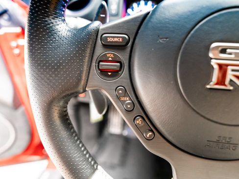 Used 2016 Nissan GT-R Premium AWD/4WD image 55