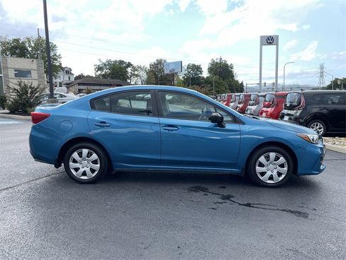 Used 2019 Subaru Impreza 2.0i image 4