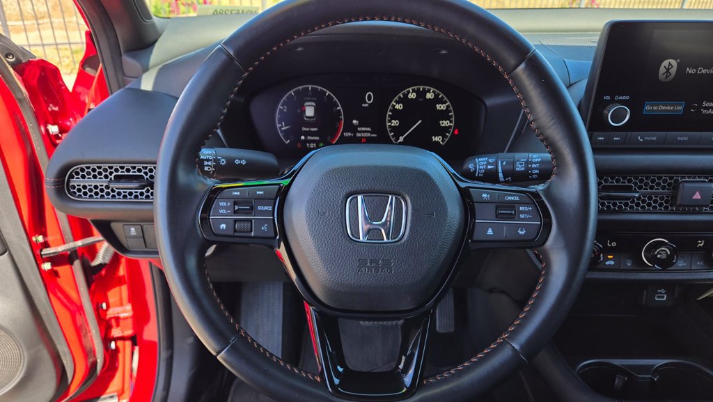 Used 2025 Honda HR-V Sport image 27