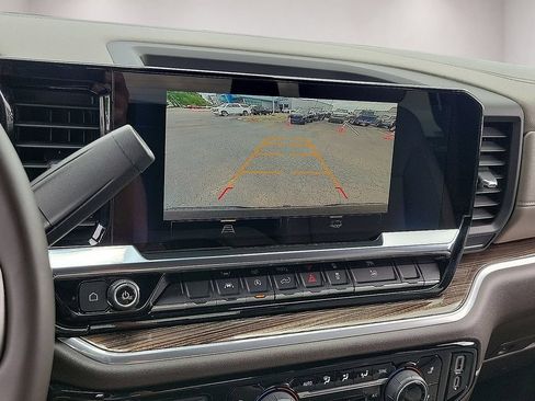 Used 2026 Chevrolet Silverado 1500 RST AWD/4WD image 16