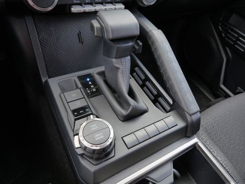 Certified 2025 Toyota 4Runner SR5 image 25