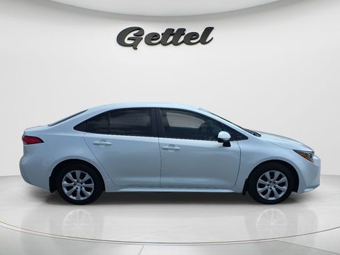 Used 2026 Toyota Corolla LE image 3