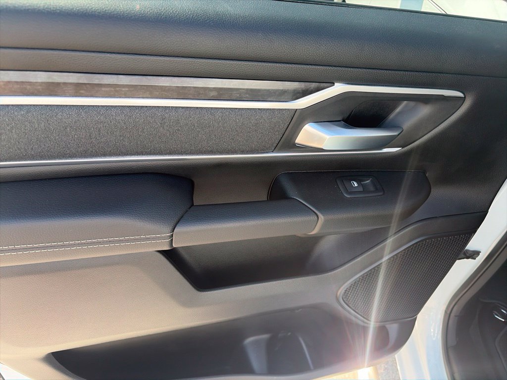 Used 2023 RAM 1500 Big Horn AWD/4WD image 12