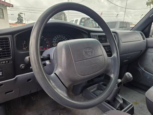 Used 1999 Toyota Tacoma 4x4 Xtracab V6 image 11