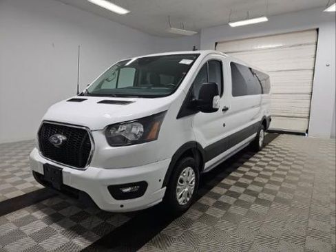 Used 2024 Ford Transit 350 XLT image 2