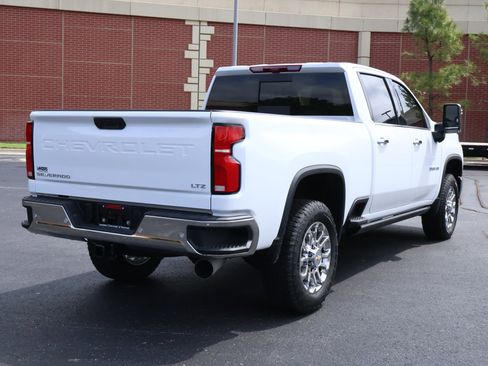 New 2026 Chevrolet Silverado 2500 LTZ w/ LTZ Convenience Package AWD/4WD image 32