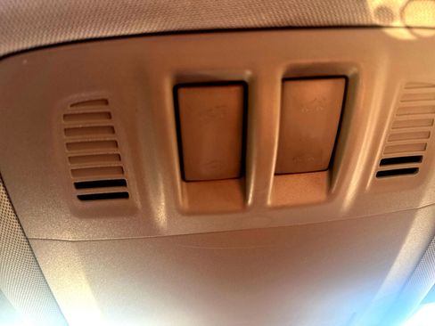 Used 2011 Buick Regal CXL w/ RL4 Preferred Equipment Group image 17