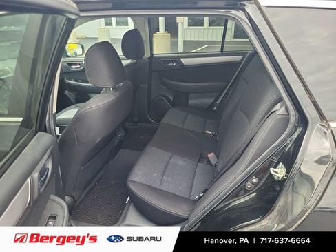Used 2019 Subaru Outback 2.5i Premium w/ Popular Package #2 AWD/4WD image 10