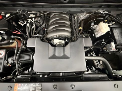 Used 2017 Chevrolet Silverado 1500 LT w/ All Star Edition image 17